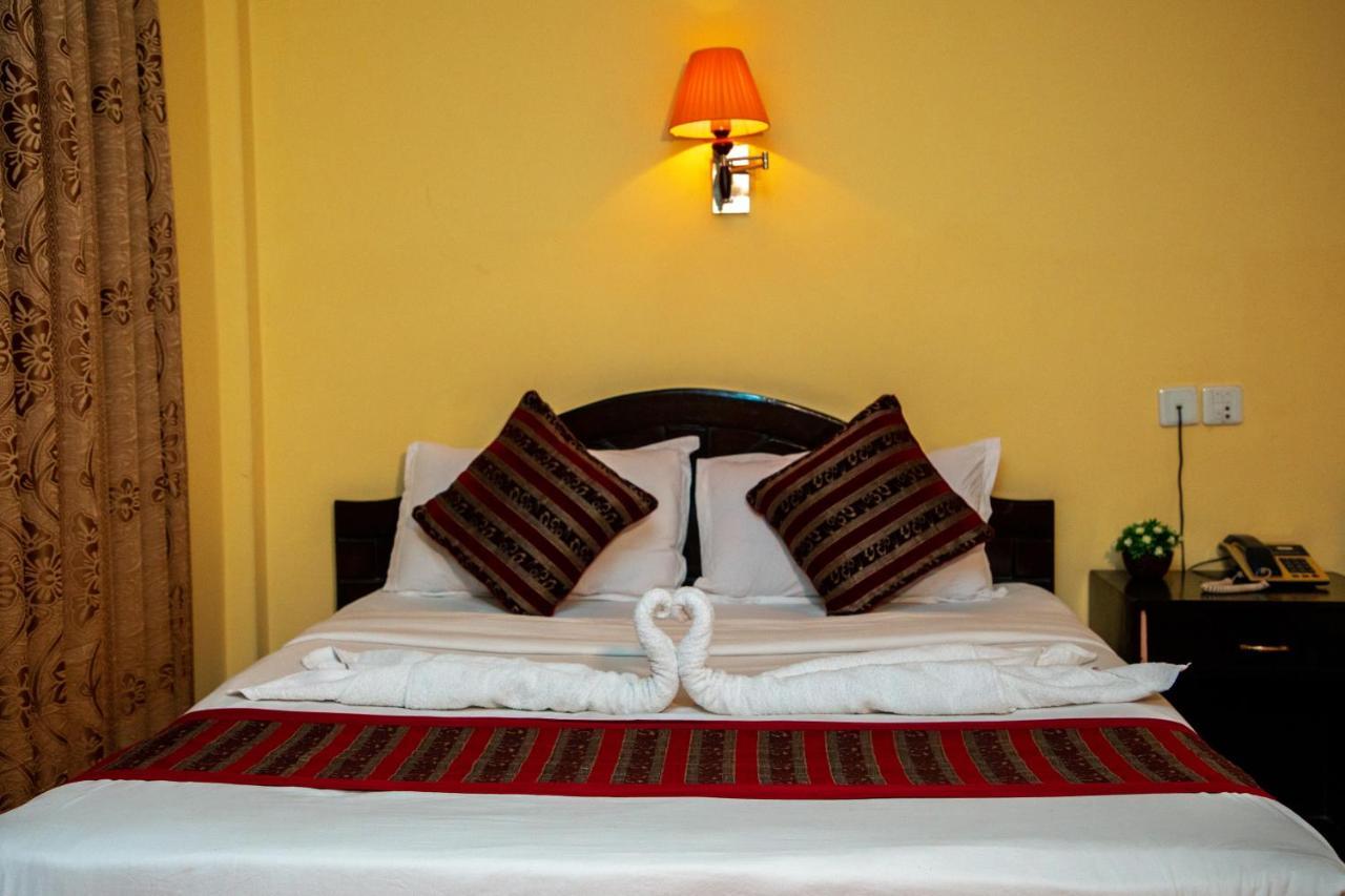 Hotel Bougainvillea Pokhara Exterior foto