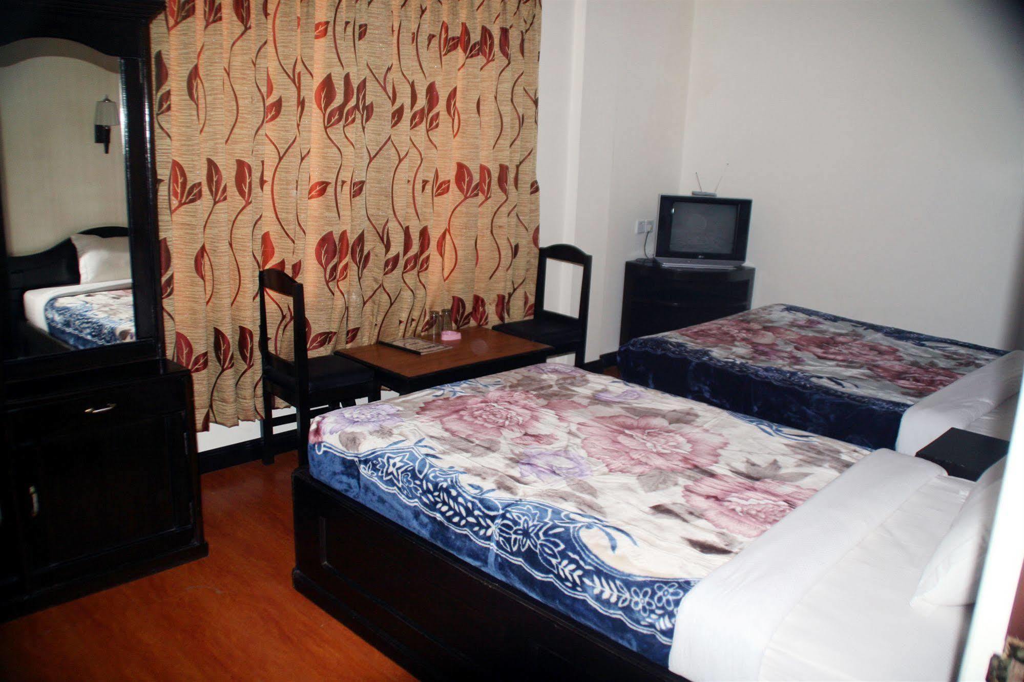 Hotel Bougainvillea Pokhara Exterior foto