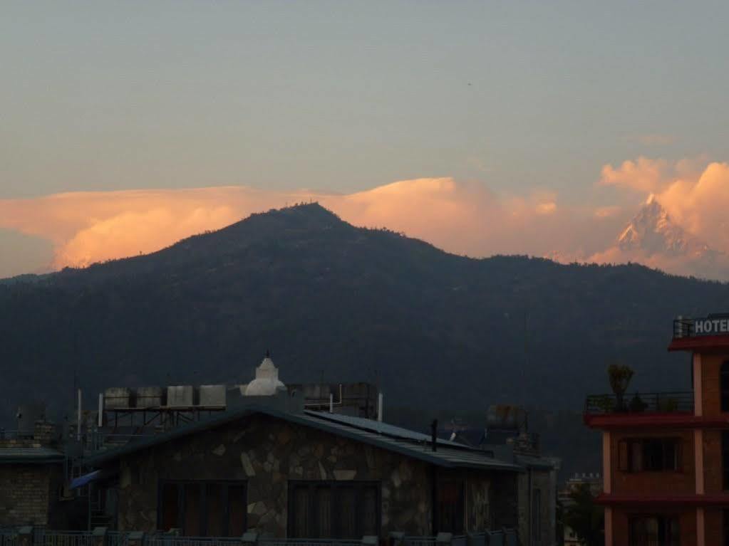 Hotel Bougainvillea Pokhara Exterior foto