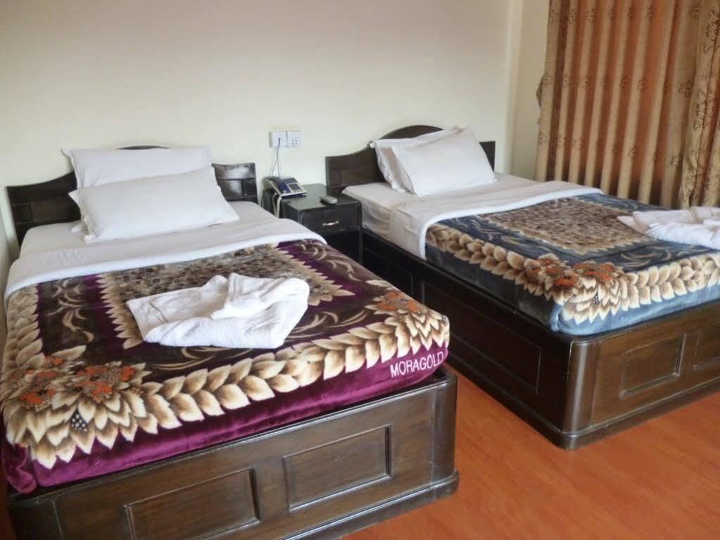 Hotel Bougainvillea Pokhara Exterior foto