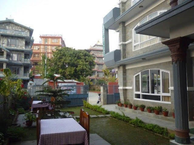 Hotel Bougainvillea Pokhara Exterior foto